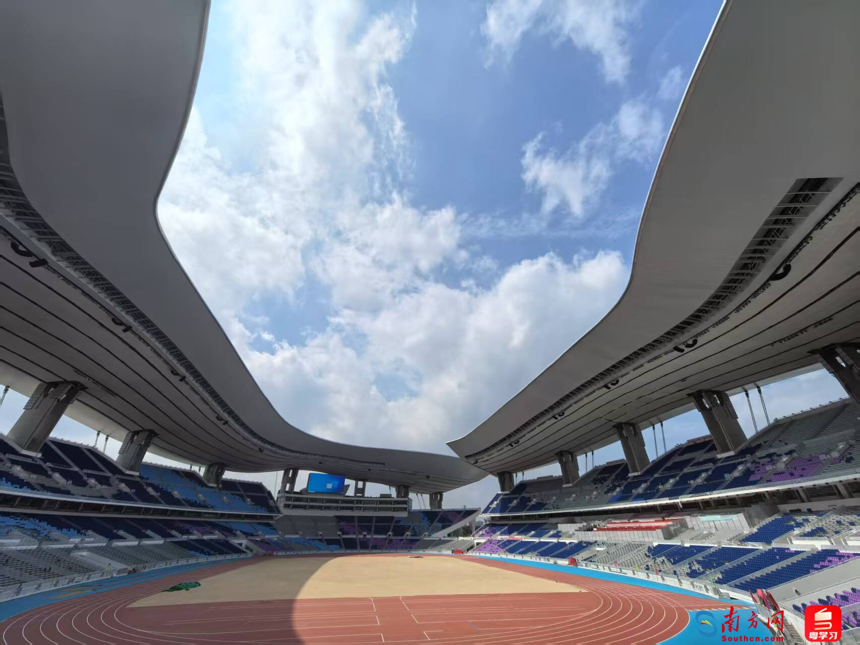 孙继海：不是家里有矿的孩子才能踢球，我正在尝试改变认知